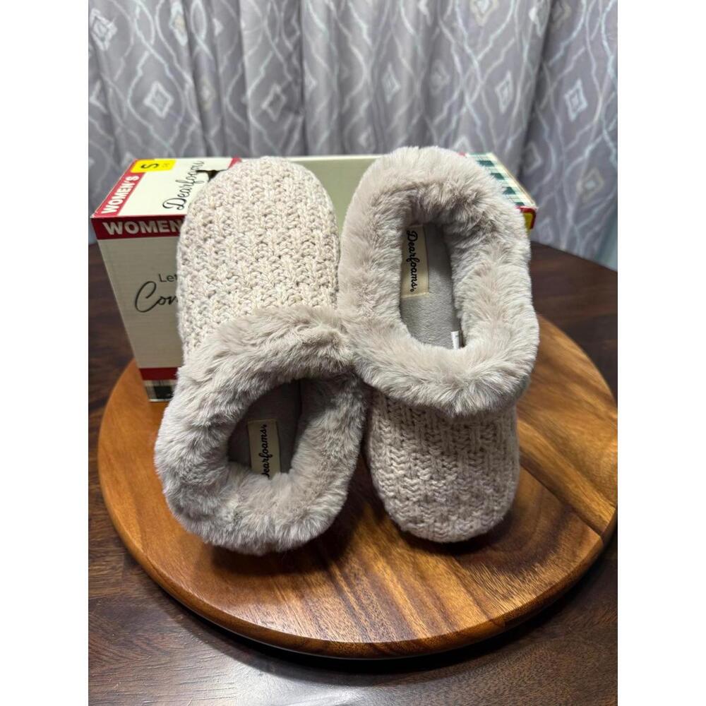 NWT Dearfoams Knit Memory Foam Clog Slipper Faux Fur Ivory Women's Size S 5-6